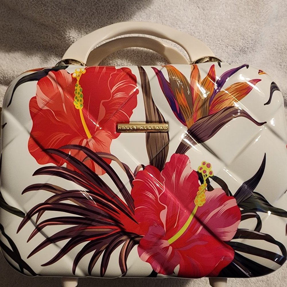 Marcy McKenna Makeup Case